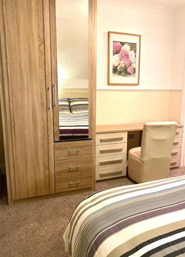 Seaford Lodge Apartments Weston-super-Mare Bagian luar foto